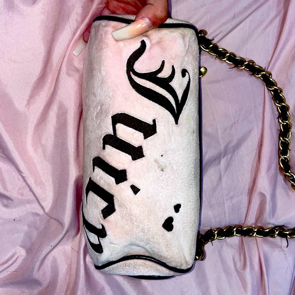 SOLD‼️ JUICY COUTURE Y2K BARREL BAG. SENDMEOFFERS